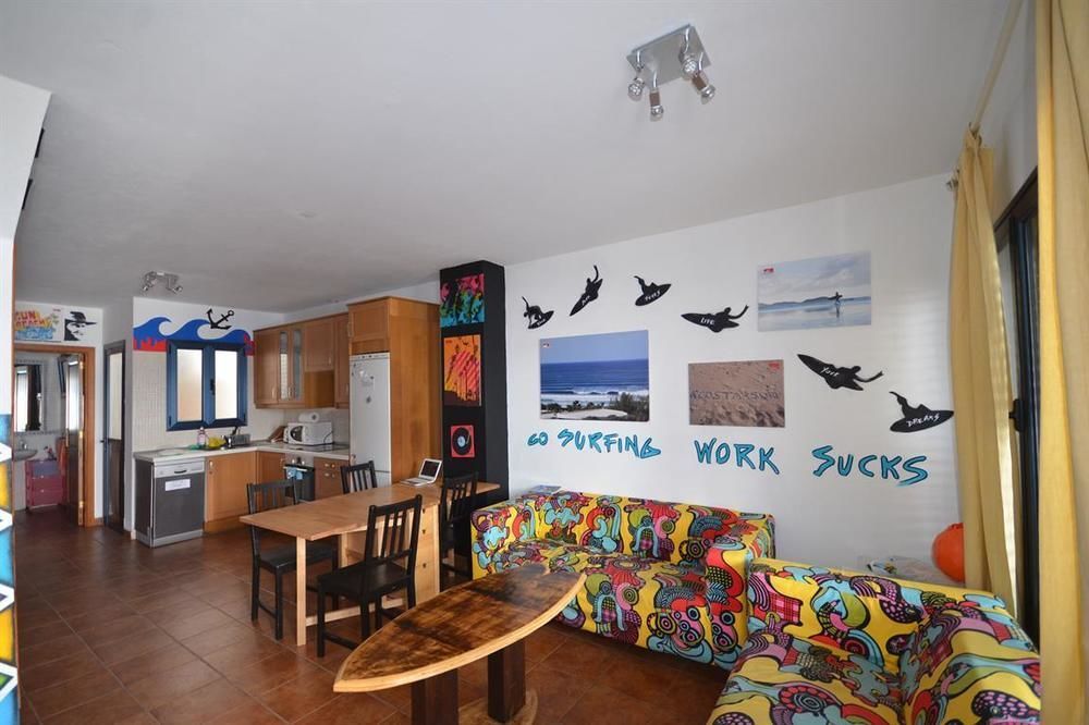 A Pousada Red Star Surf & Yoga Camp Lanzarote Famara Exterior foto